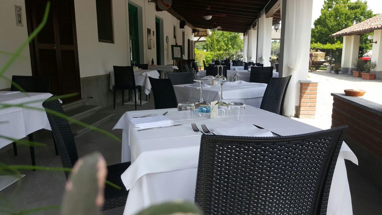 Hotel Locanda Da Carla Віджевано Екстер'єр фото